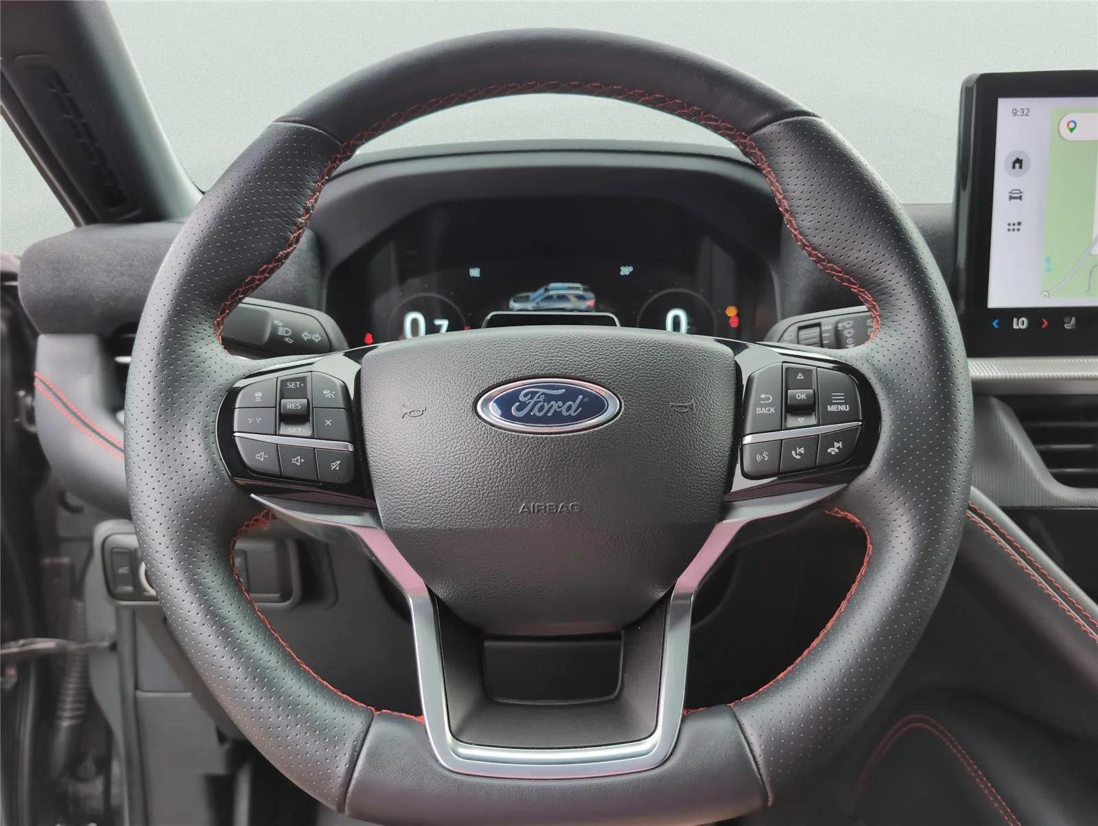 Used 2025 Carbonized Gray Ford ST-Line image 24