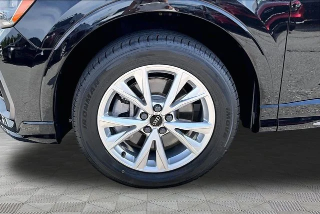 Used 2022 Black Audi Premium image 8