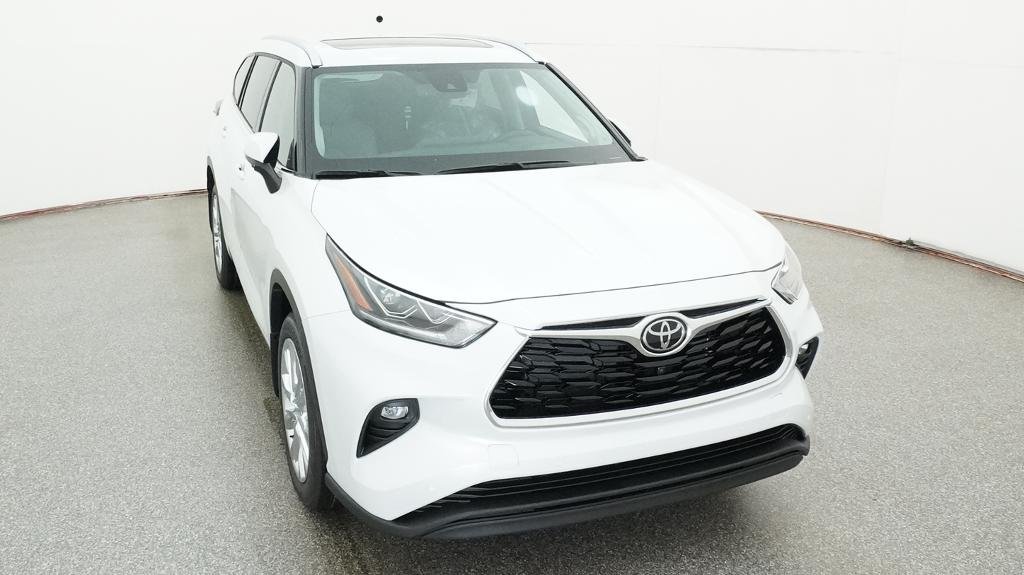 New 2026 Wind Chill Pearl Toyota Limited image 8