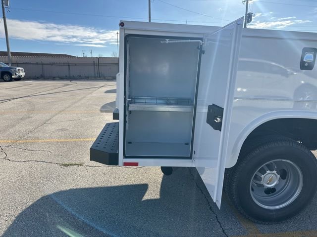New 2025 Summit White Chevrolet Work Truck image 8