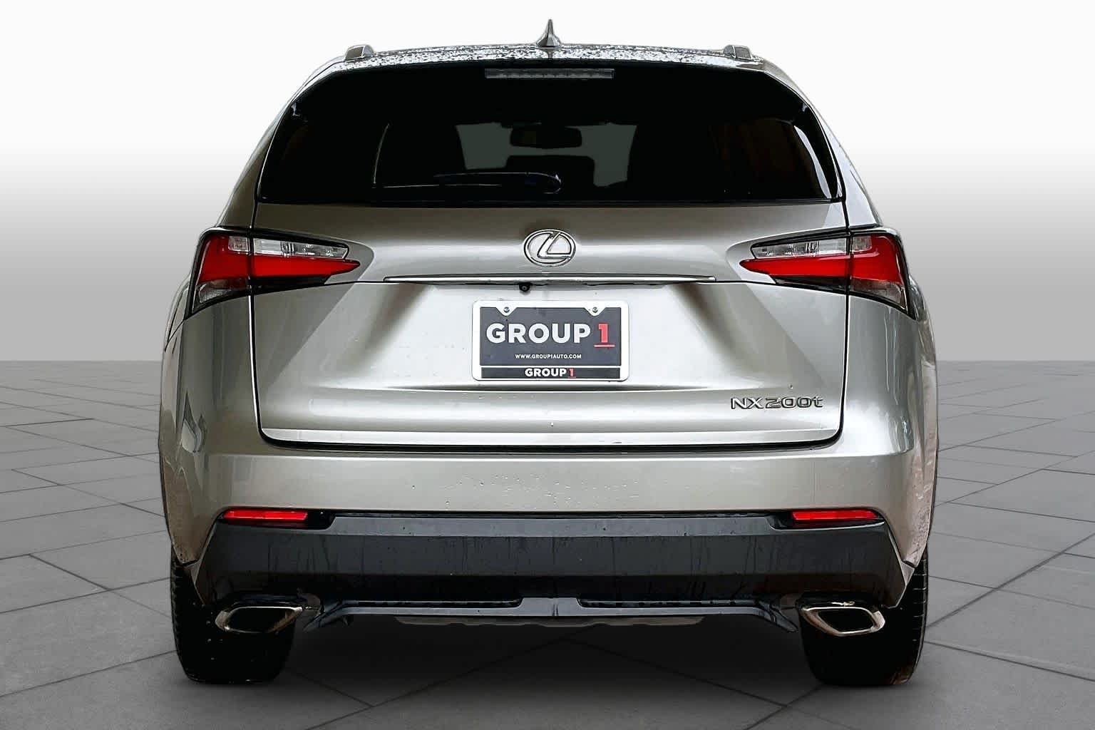 Used 2017 Atomic Silver Lexus  image 5
