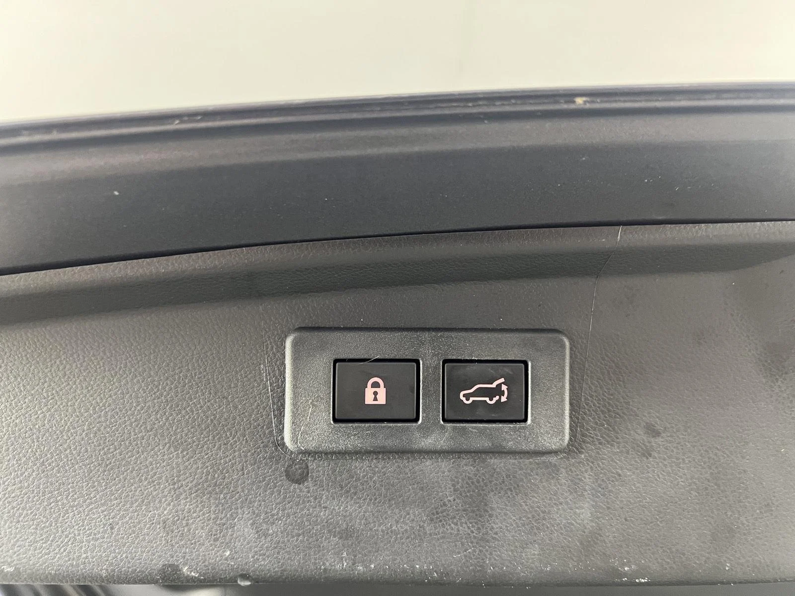 Used 2024 Magnetite Gray Metallic Subaru Premium image 22