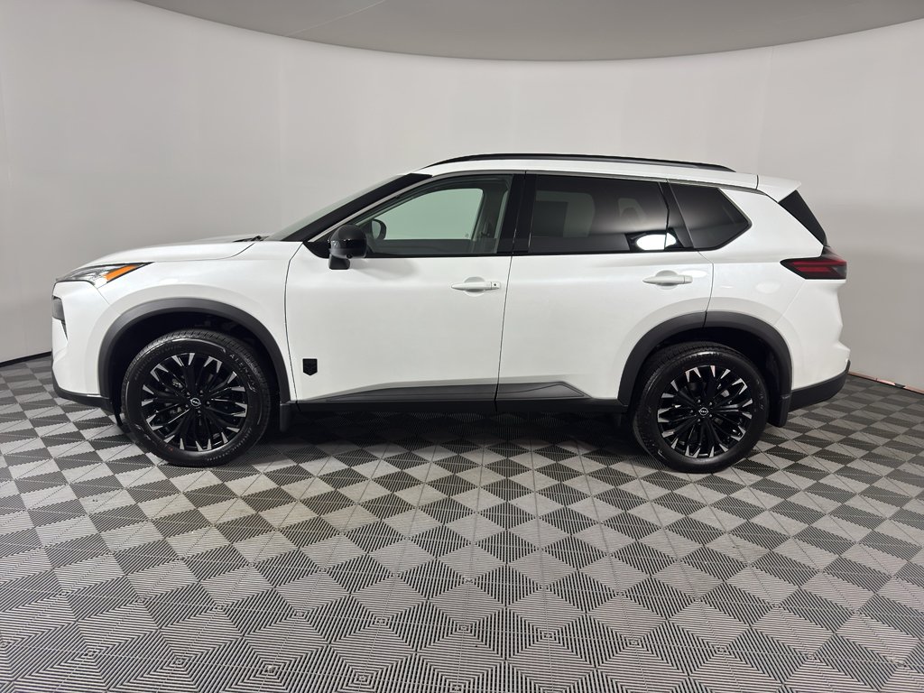 New 2026 Everest White Pearl TriCoat Nissan Dark Armor™ image 5