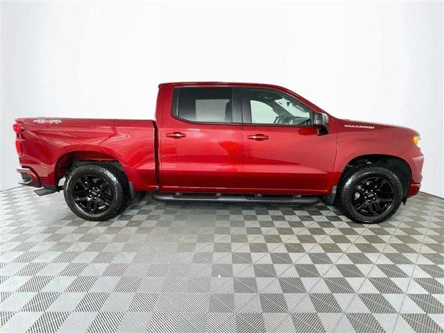 Used 2024 Radiant Red Tintcoat Chevrolet RST image 10