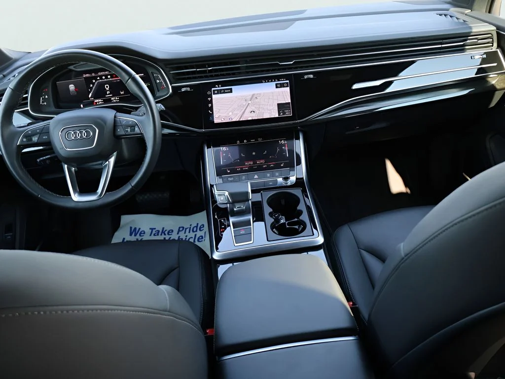Used 2025  Audi 55 Premium Plus image 14