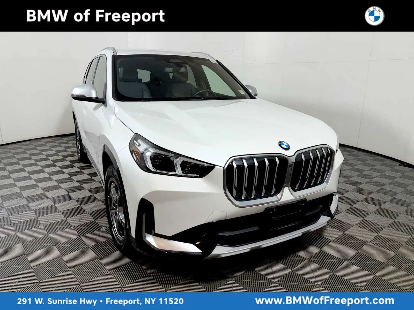 2023 BMW X1