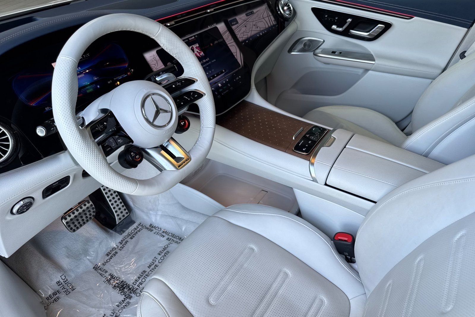Certified Used 2024  Mercedes-Benz Base image 14