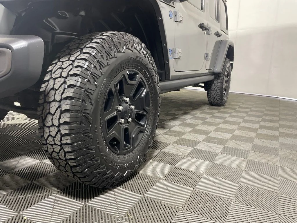 Used 2023 Gray Clearcoat Jeep Rubicon 4xe image 19