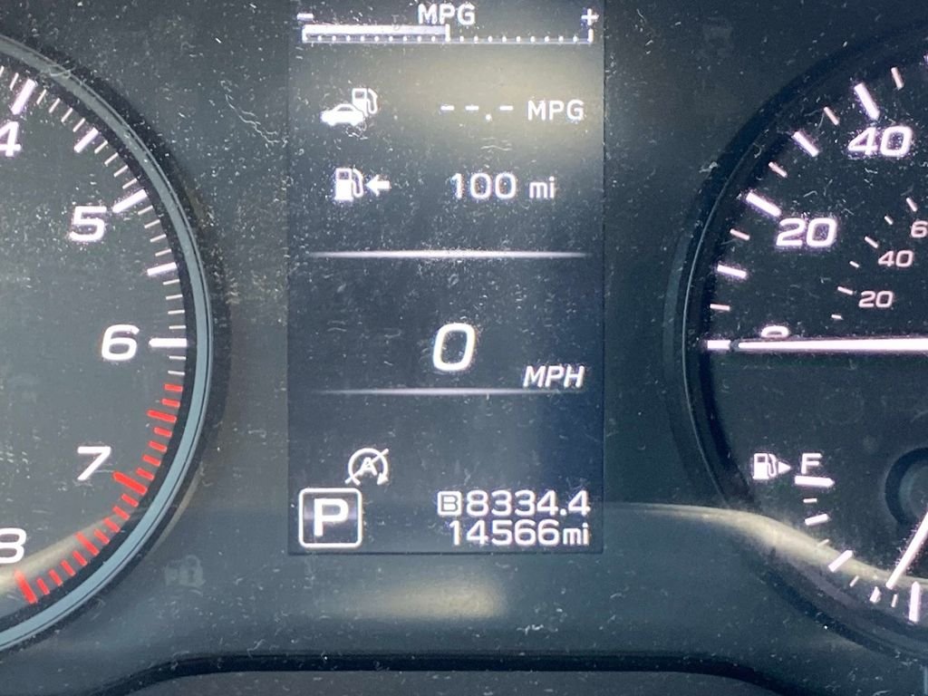 Used 2025 Blue Subaru Base image 33