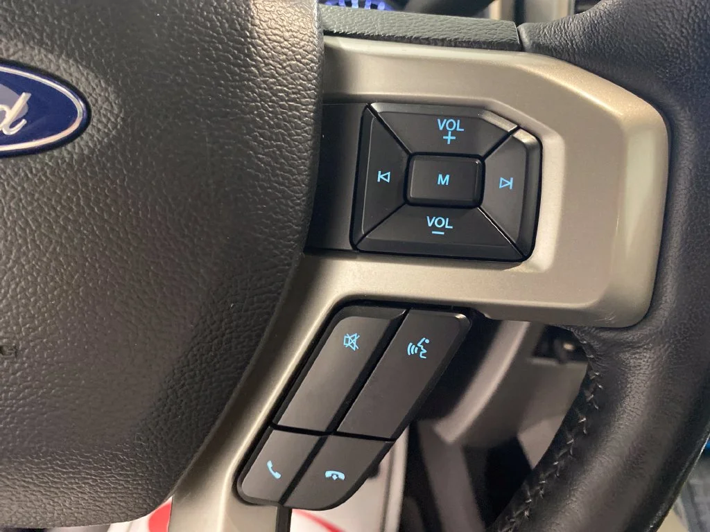 Used 2021 White Ford Lariat image 25