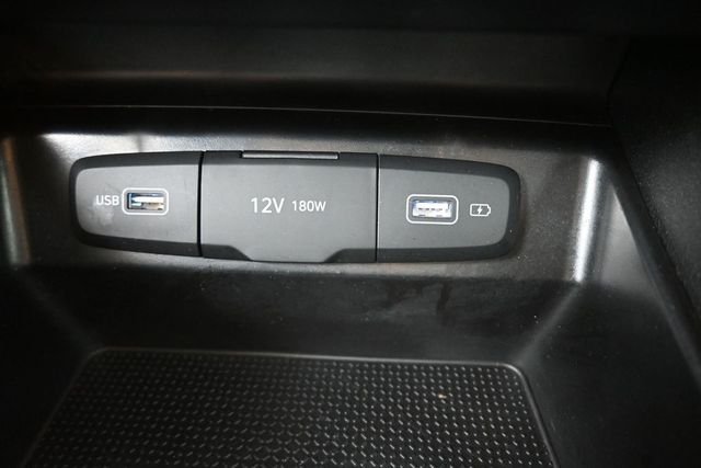 Used 2022 Red Hyundai SEL image 9