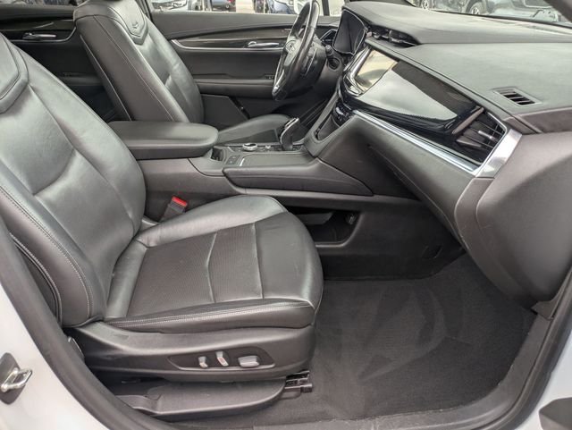 Used 2020 White Cadillac Sport image 28