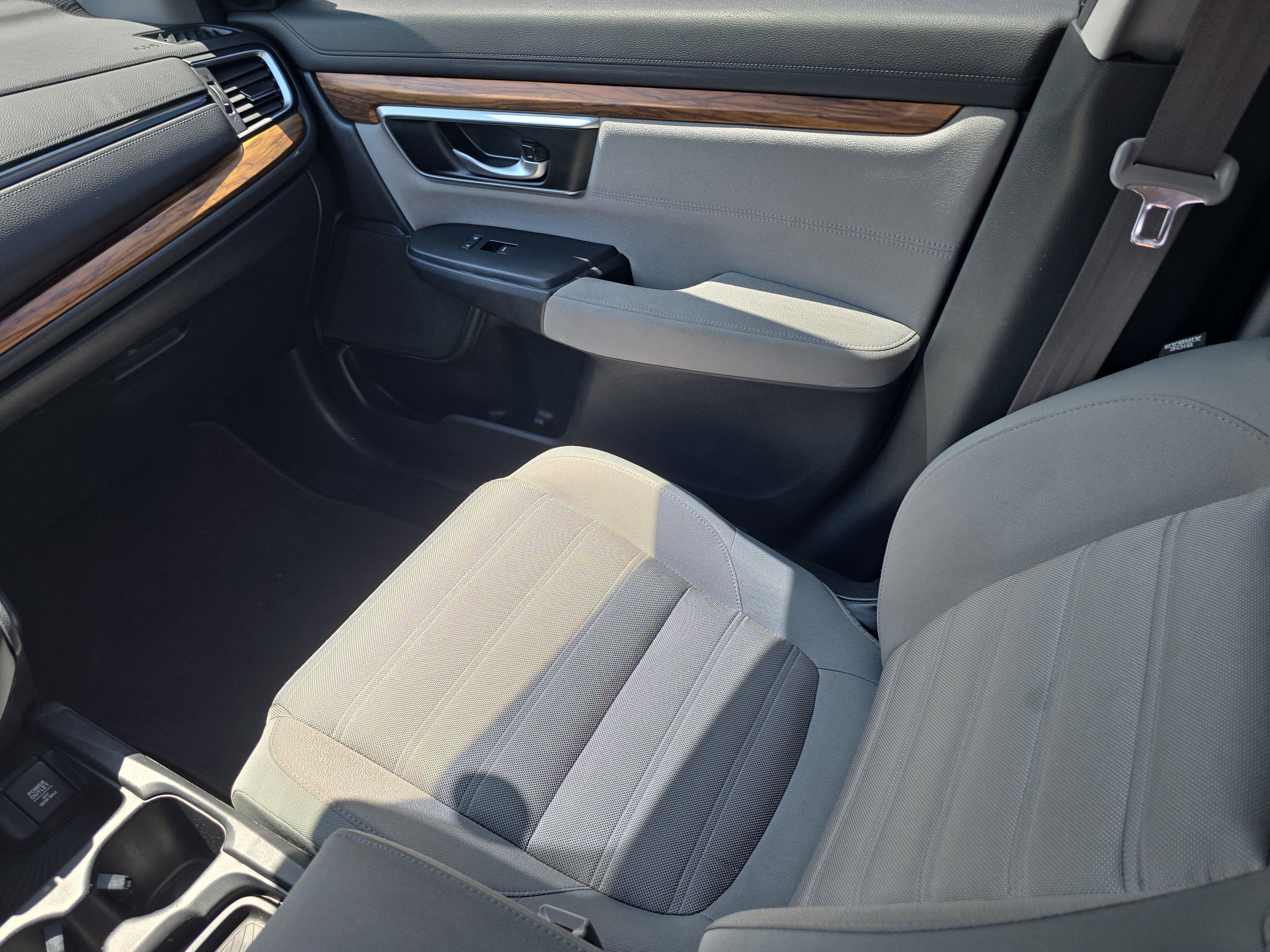 Used 2019 Lunar Silver Metallic Honda EX image 15