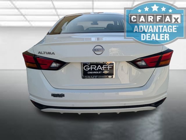 2025 Nissan Altima SV - Photo 25