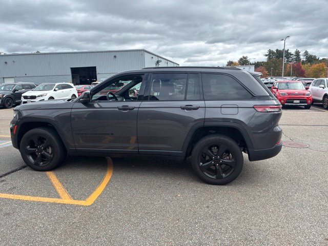 Used 2023 Baltic Gray Metallic Clearcoat Jeep Altitude X image 6