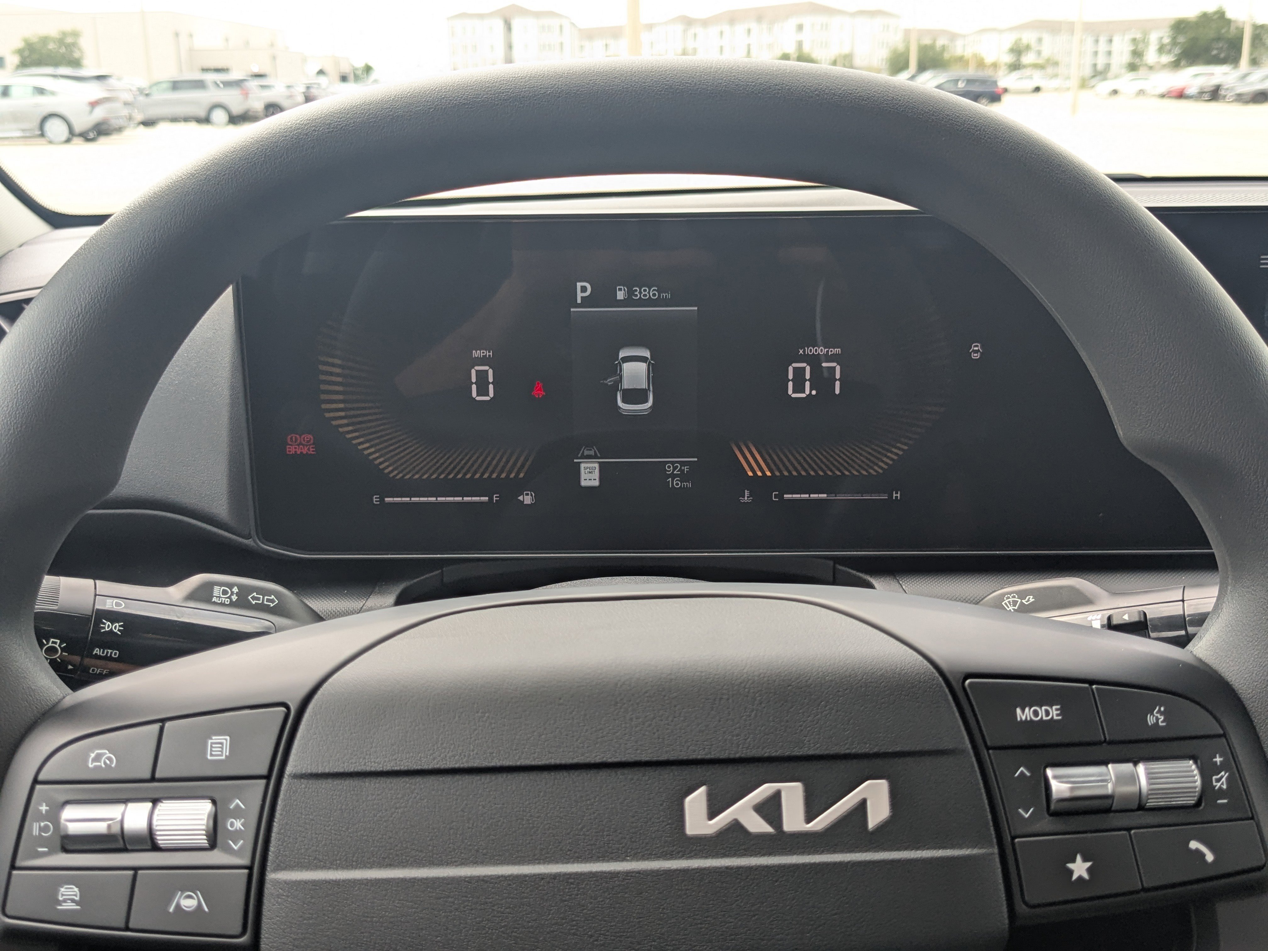 New 2026 Snow White Pearl Kia LX image 32