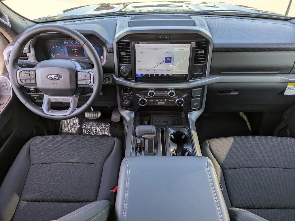 New 2026 Carbonized Gray Metallic Ford XLT image 14