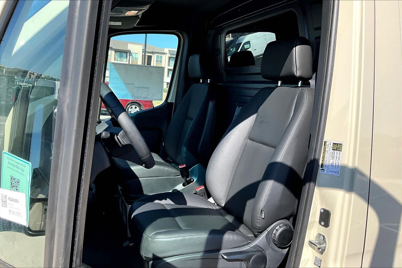 2025 Mercedes-Benz Sprinter Cargo Van Base - Photo 9