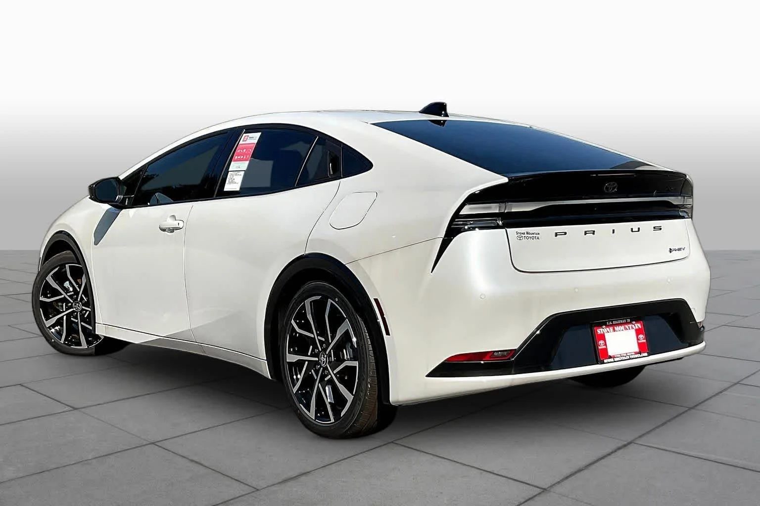 New 2026 Wind Chill Pearl Toyota XSE image 12