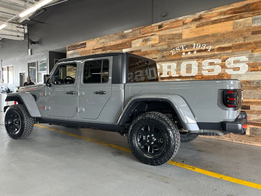 Used 2022 Gray Clearcoat Jeep Mojave image 22