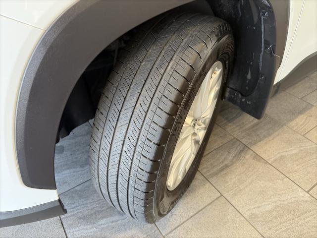 Certified Used 2023 WIND CHILL PEARL Toyota  image 42