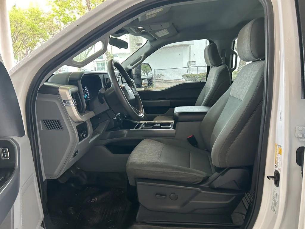 Used 2024 White Ford XLT image 6