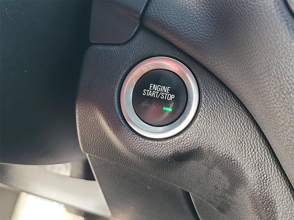 2020 Chevrolet Equinox LT - Photo 9