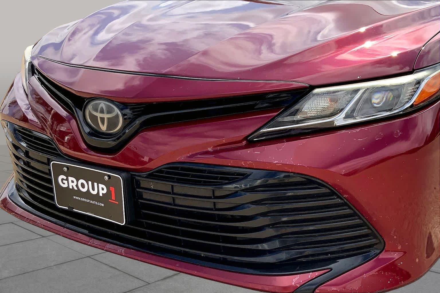 Certified Used 2020 Ruby Flare Pearl Toyota LE image 30