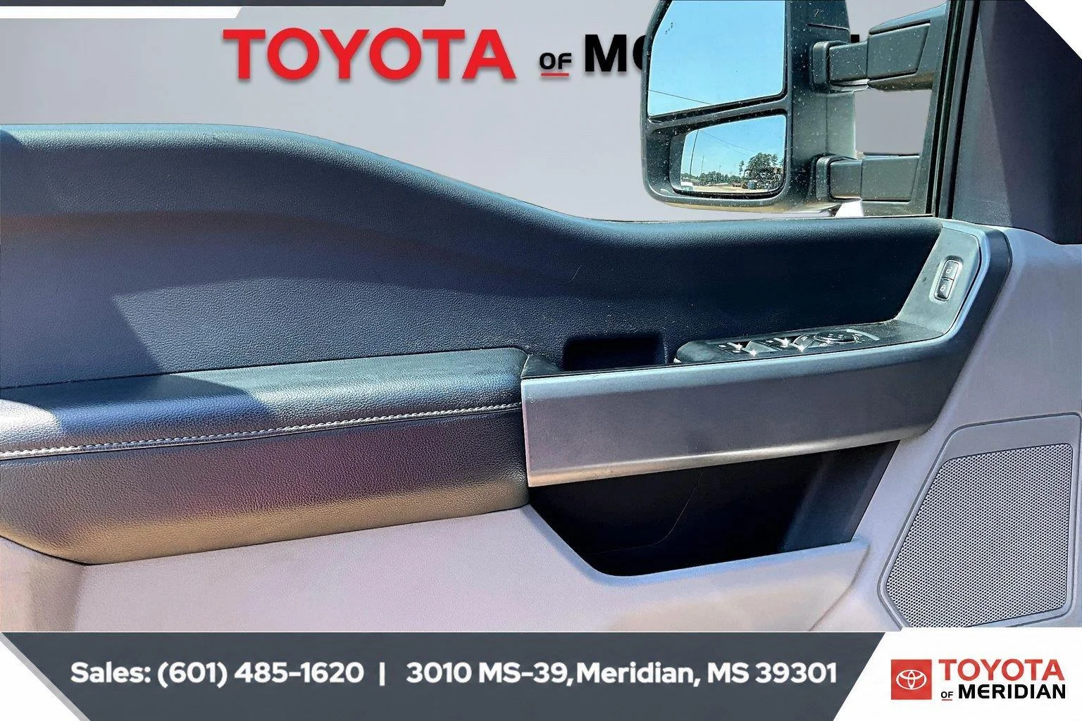Used 2024 Oxford White Ford XLT image 17
