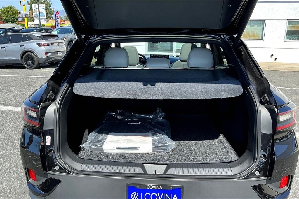 New 2026 Black Volkswagen Pro S image 26