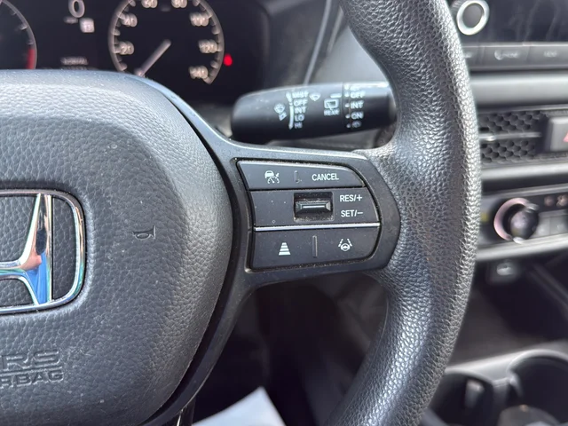 Used 2025 White Honda LX image 17