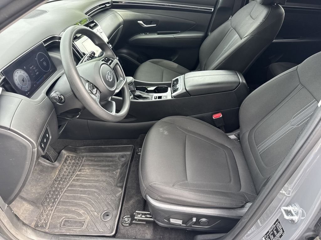 Used 2024 Gray Hyundai SEL image 9