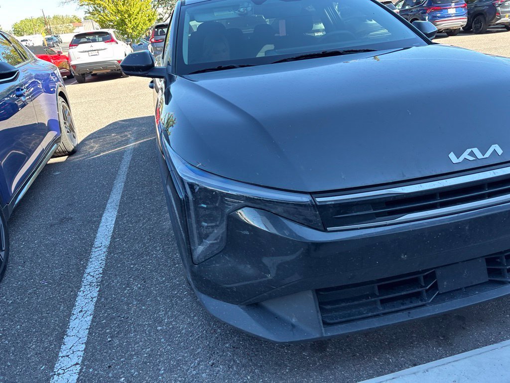 Certified Used 2025 Gray Kia LX image 5
