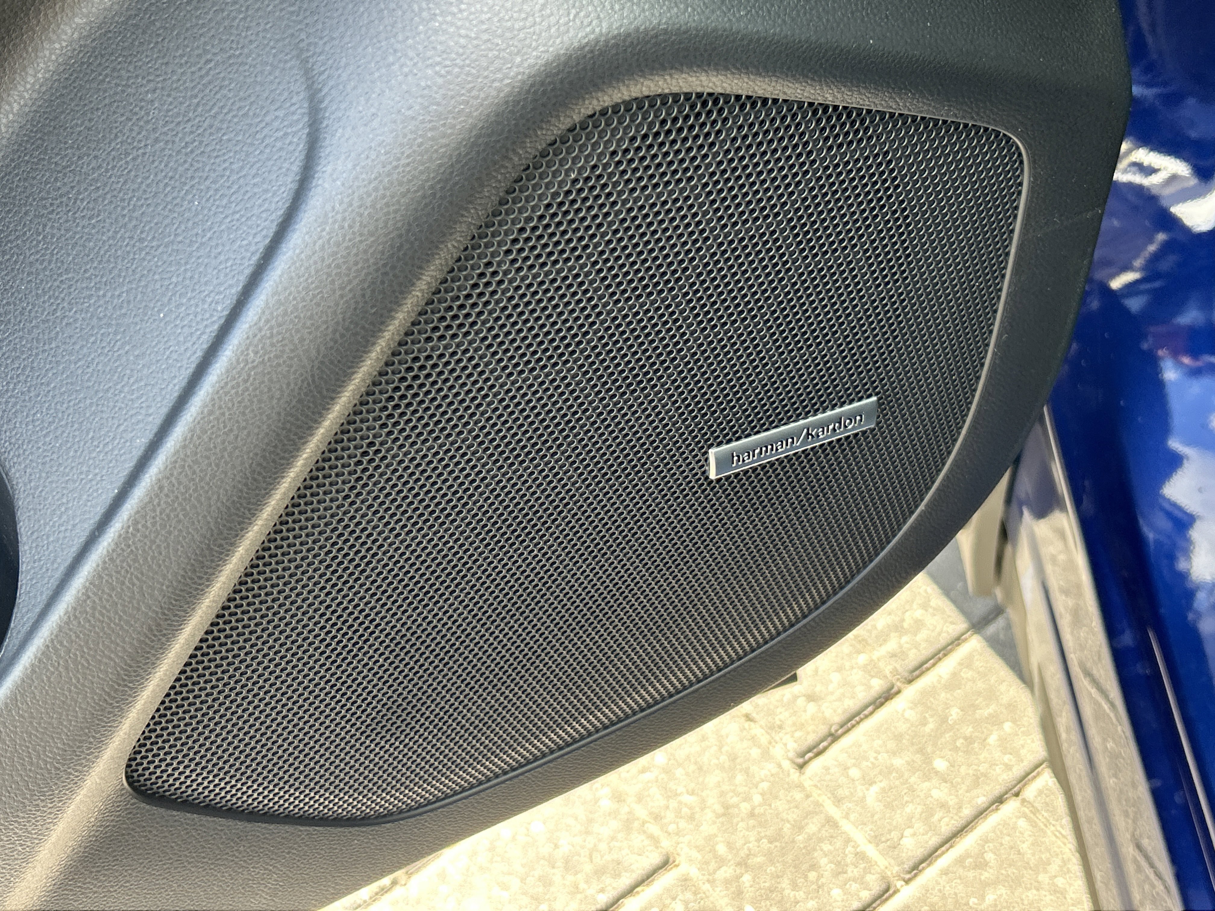 New 2026 SAPPHIRE BLUE PEARL Subaru Touring 7-Passenger image 22