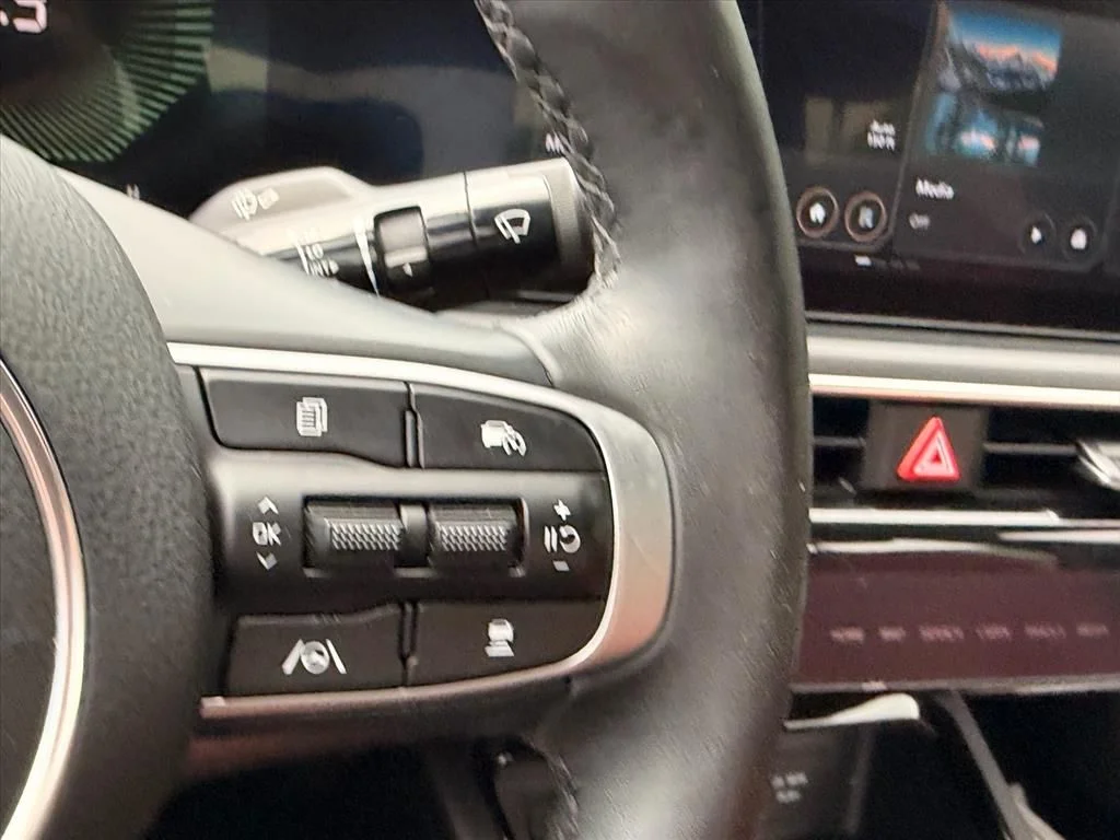 Used 2025 Gray Kia GT-Line image 21