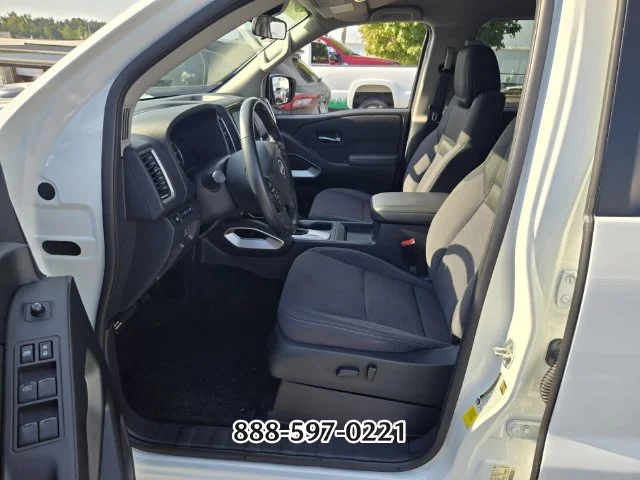 Used 2022 Glacier White NISSAN SV image 10