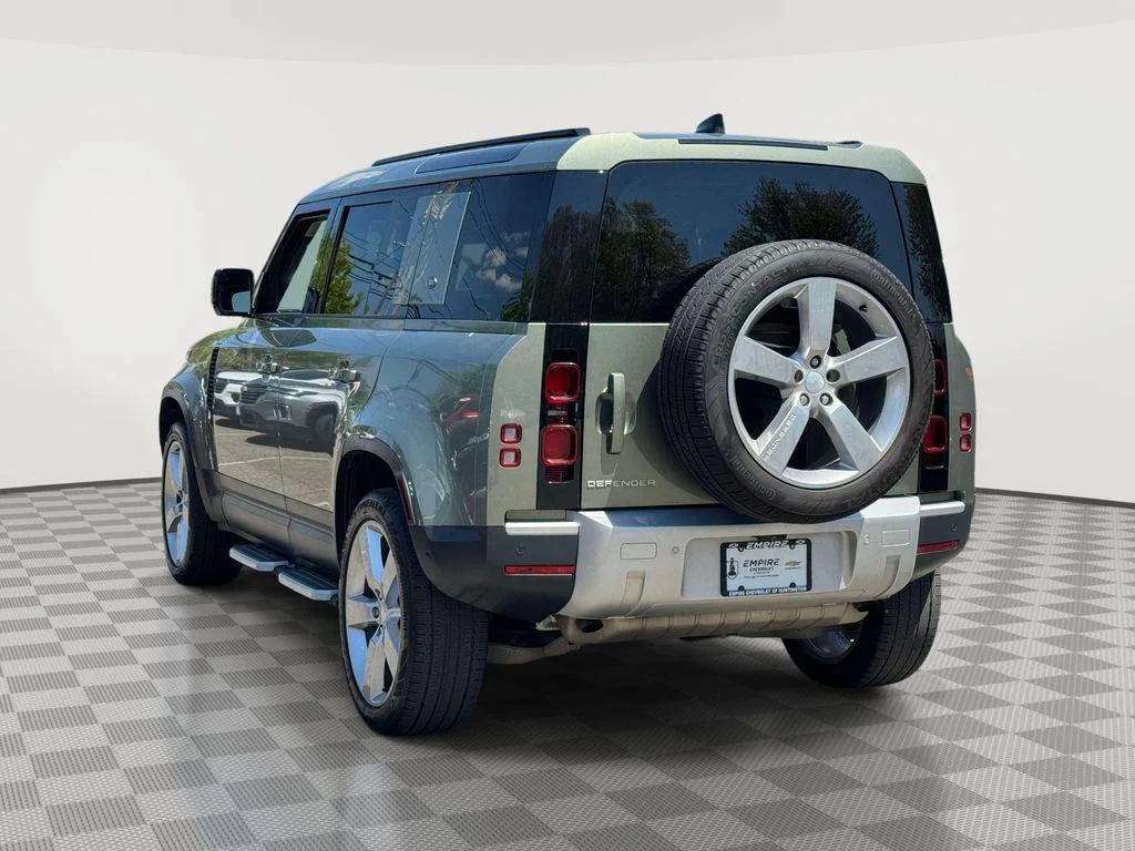 Used 2024 Pangea Green Metallic Land Rover 110 P400 S image 6