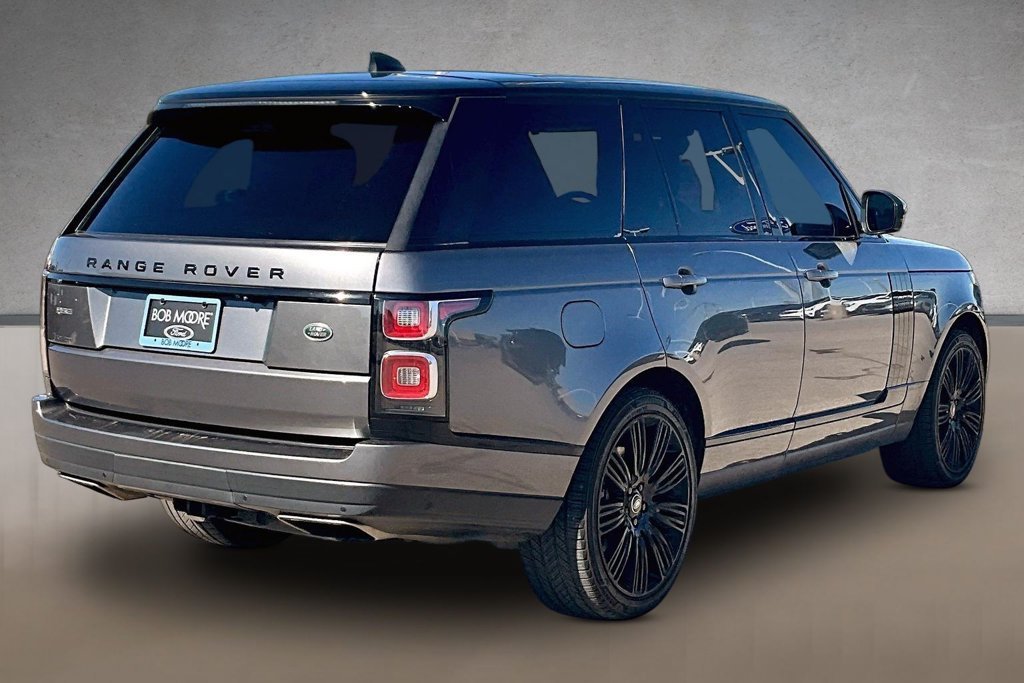 Used 2018 Gray Land Rover 3.0L V6 Supercharged HSE image 2