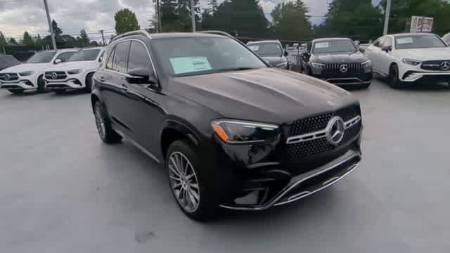 Used 2025 Black Mercedes-Benz GLE 580 image 2