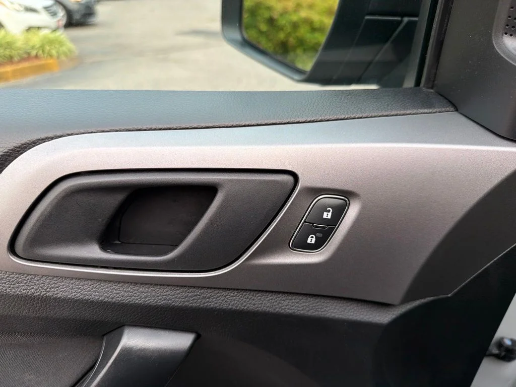 Used 2022 Green Ford XL image 16