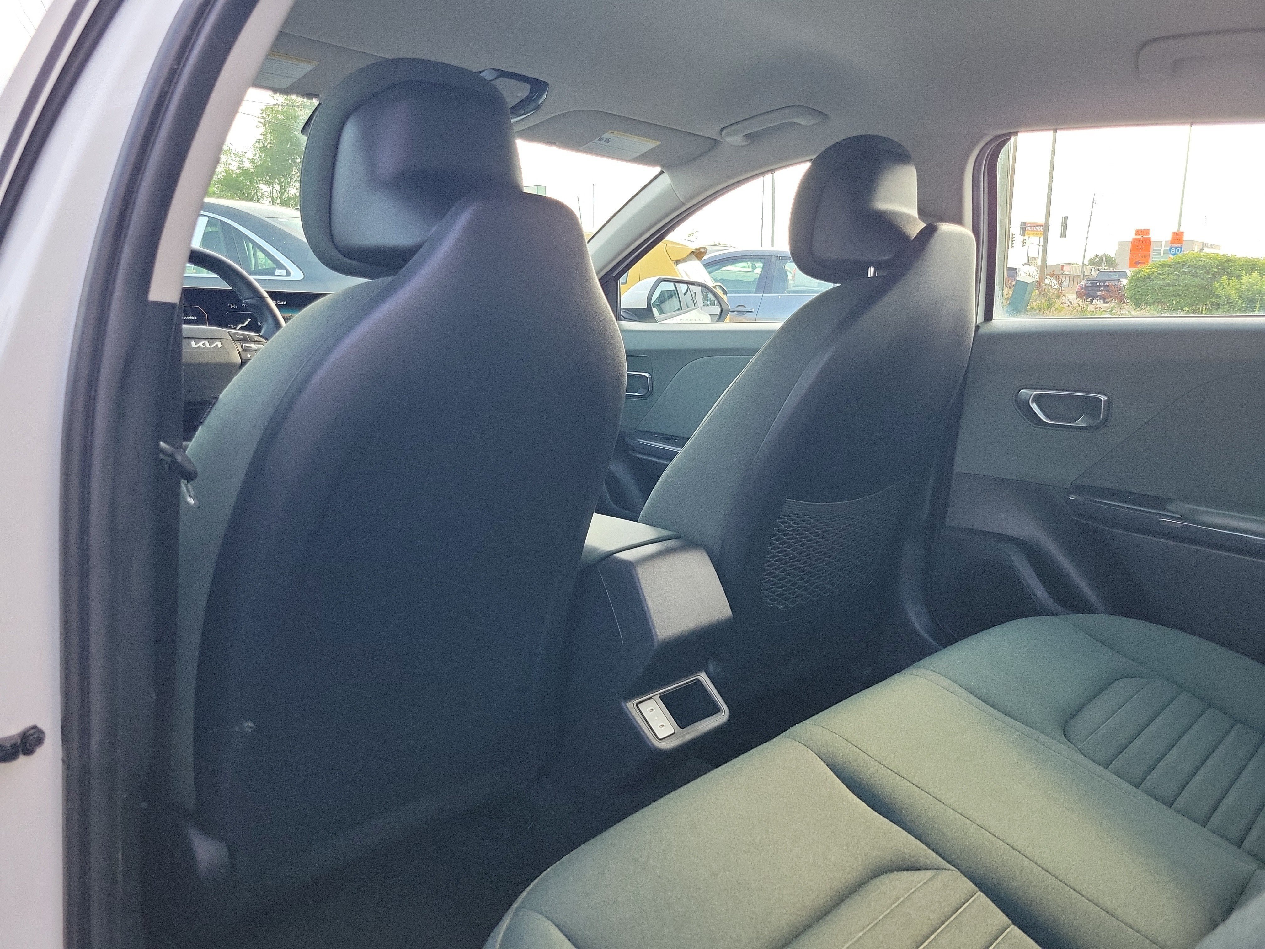 Certified Used 2025 Snow White Pearl Kia EX image 11
