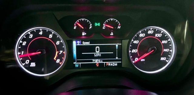Used 2017 Silver Chevrolet 1LT image 18