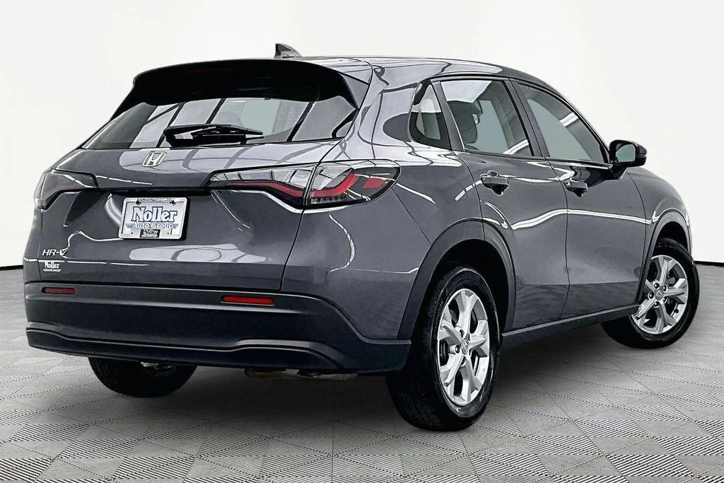 Certified 2025 Honda HR-V LX with VIN 3CZRZ1H33SM743635 for sale in Kansas City