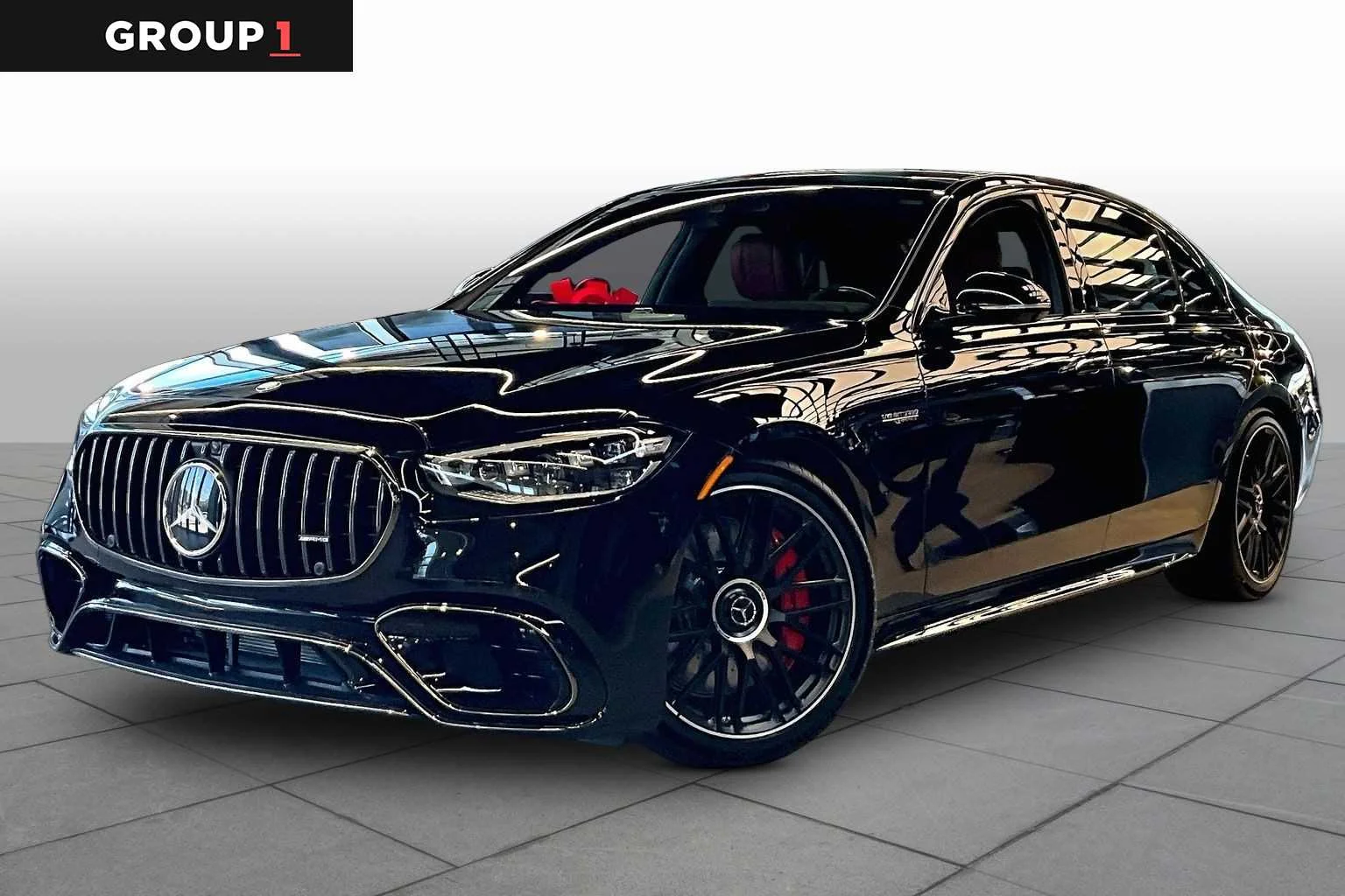 2026 Mercedes-Benz S-Class AMG S 63 E-Performance's photo