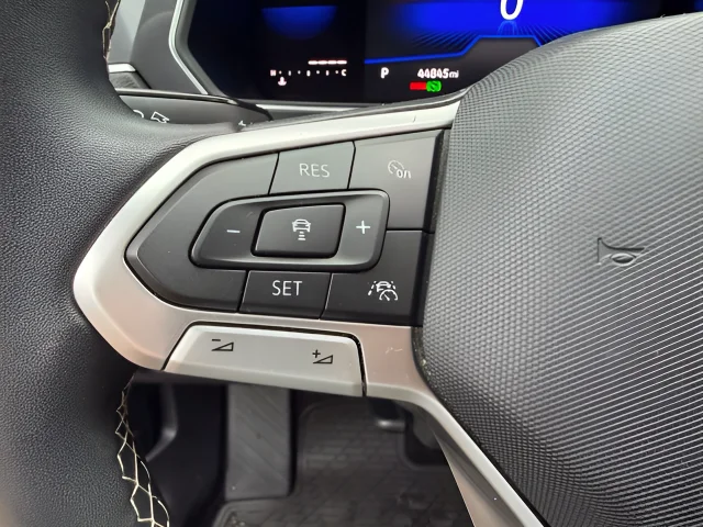 2023 Volkswagen Tiguan SE - Photo 20