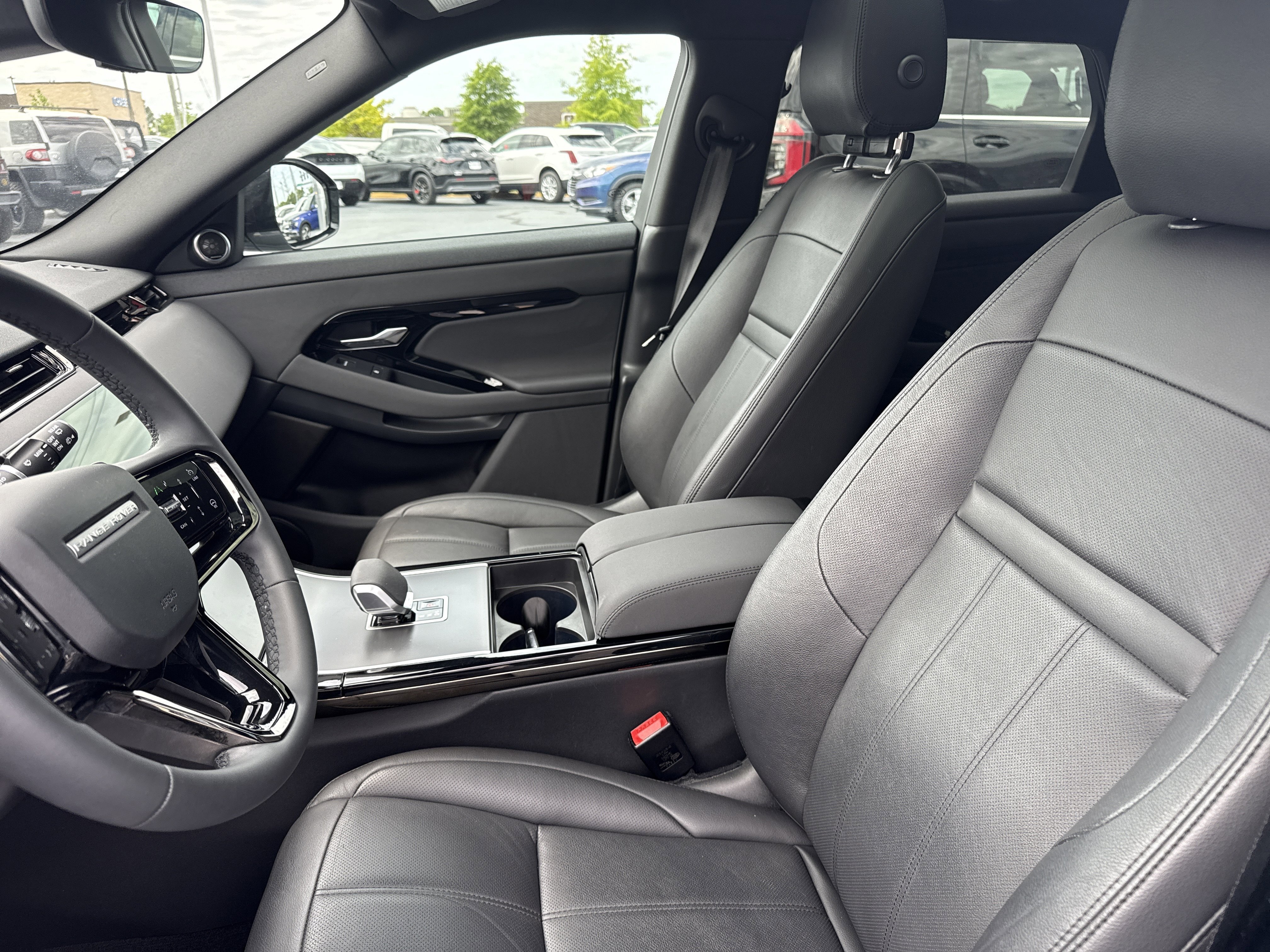 Used 2026 Arroios Grey Metallic Land Rover Core S AWD image 5