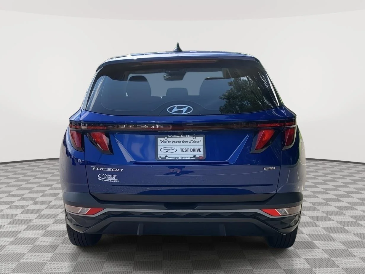 Used 2022 Intense Blue Hyundai SE image 4