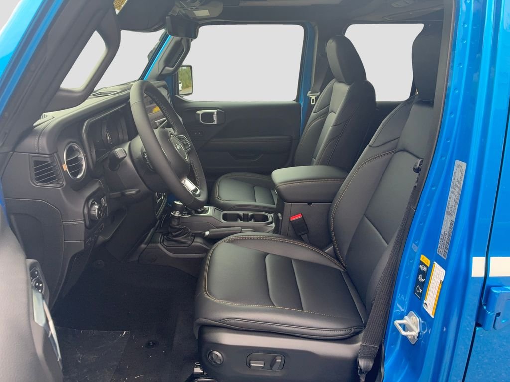 New 2027 Hydro Blue Pearlcoat Jeep Sahara image 9