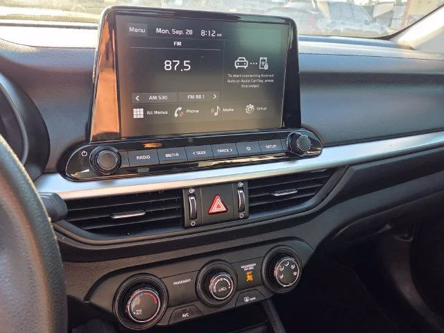 Used 2022 Gray Kia LXS image 18