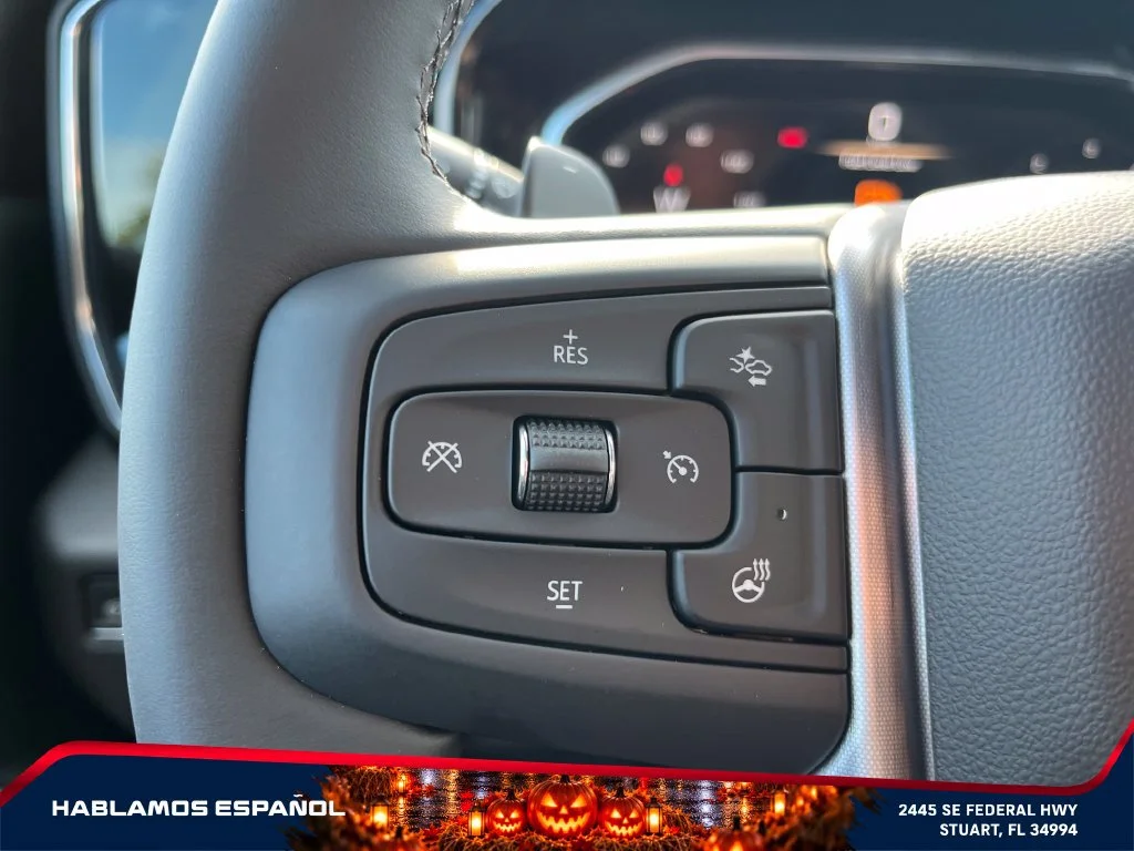 New 2026 Sterling Metallic GMC Elevation image 25
